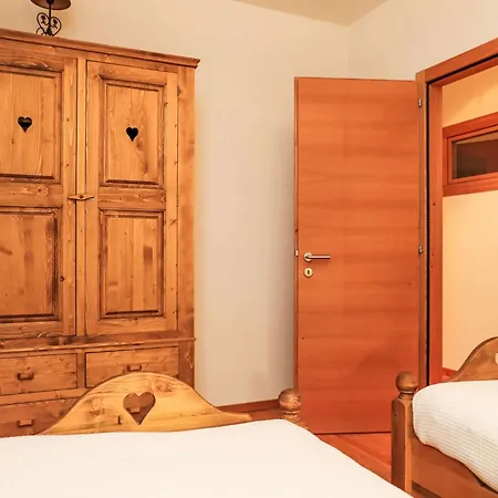 Rosablanche D 203a By Interhome